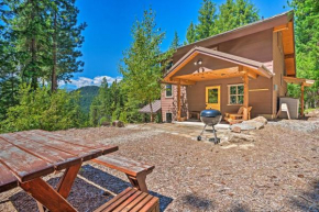 Private Leavenworth Cabin with Mtn Views and Fire Pit